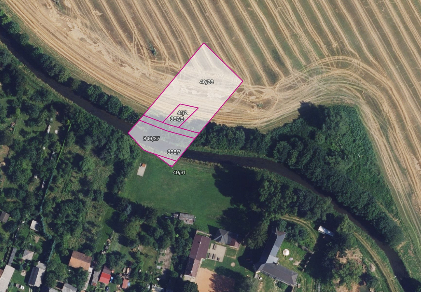 Prodej pole 9 711 m² – fotografie 2