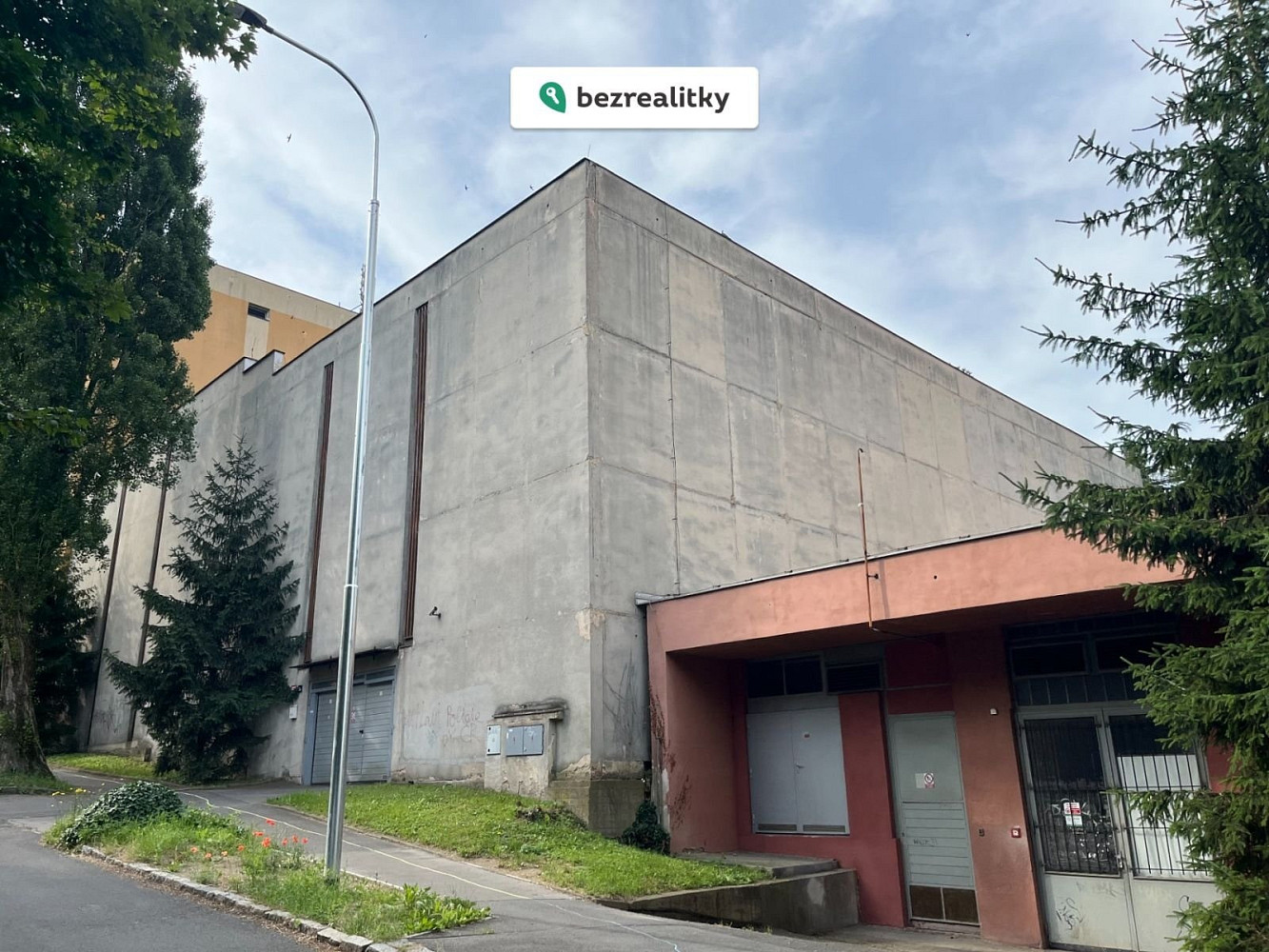 Prodej garáže 12 m2 — photo 3