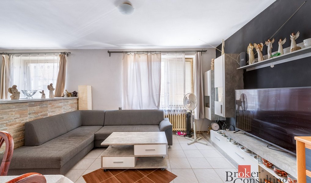Prodej domu 220 m² s pozemkem 493 m², Blučina – náhled fotky 41