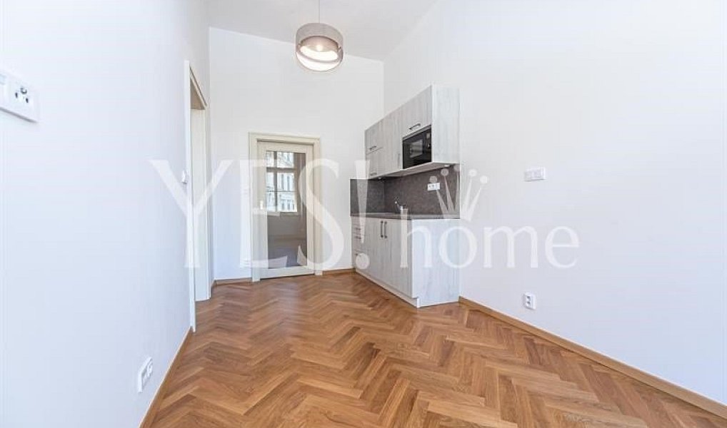 Pronájem bytu 2+kk 34 m², Praha – náhled fotky 2