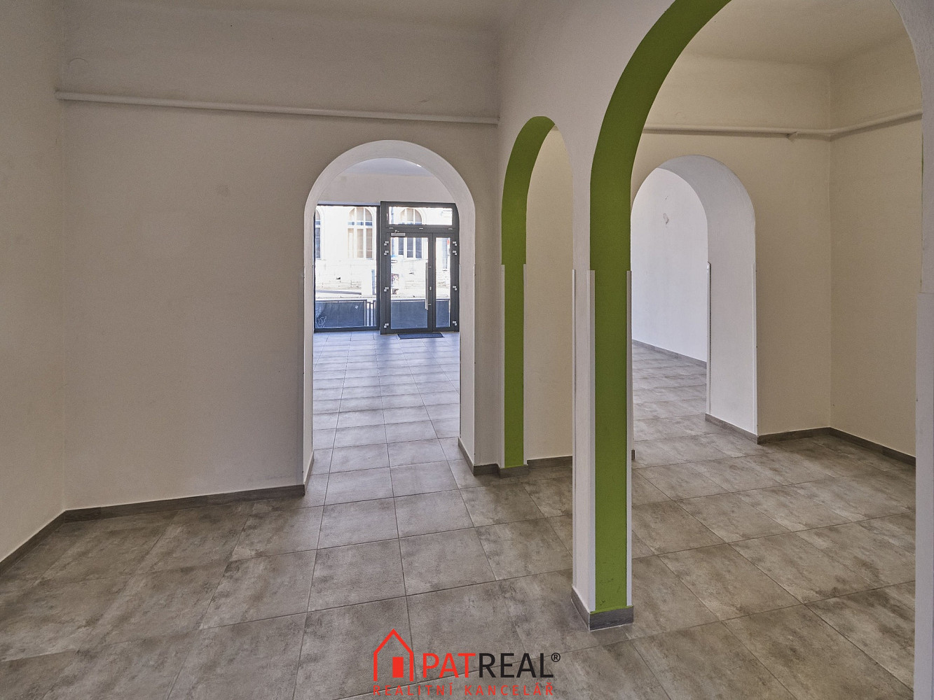 Pronájem obchodních prostor 70 m² – další