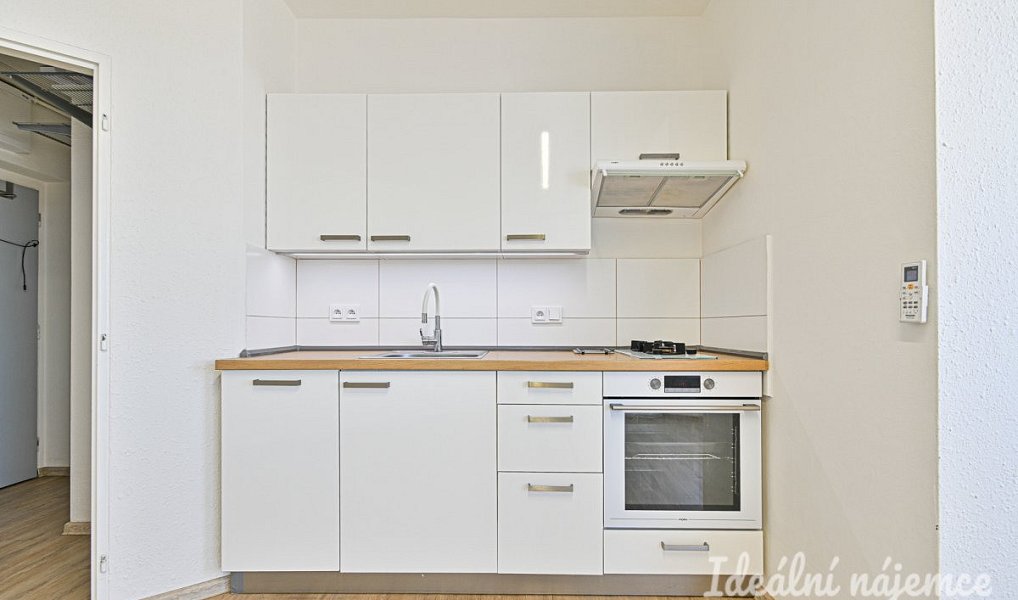 Pronájem bytu 2+kk 40 m², Brno – náhled fotky 2
