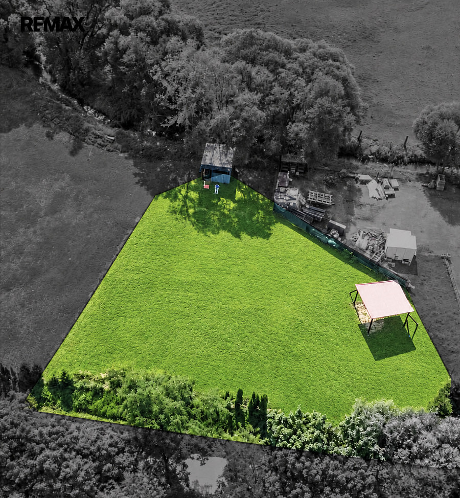 Prodej stavebního pozemku 1 463 m²