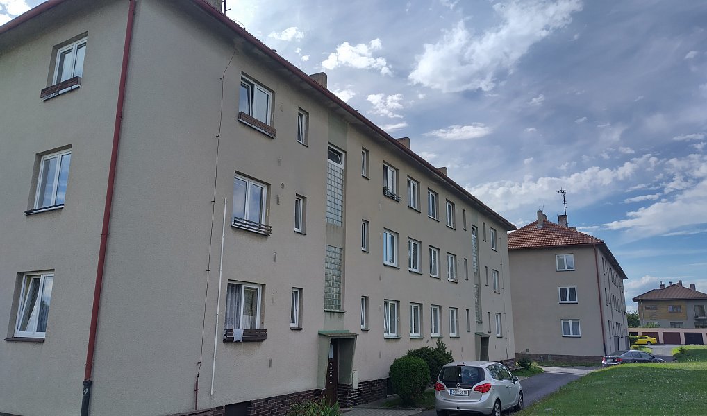 Prodej bytu 3+1 60 m², Březnice – náhled fotky 2
