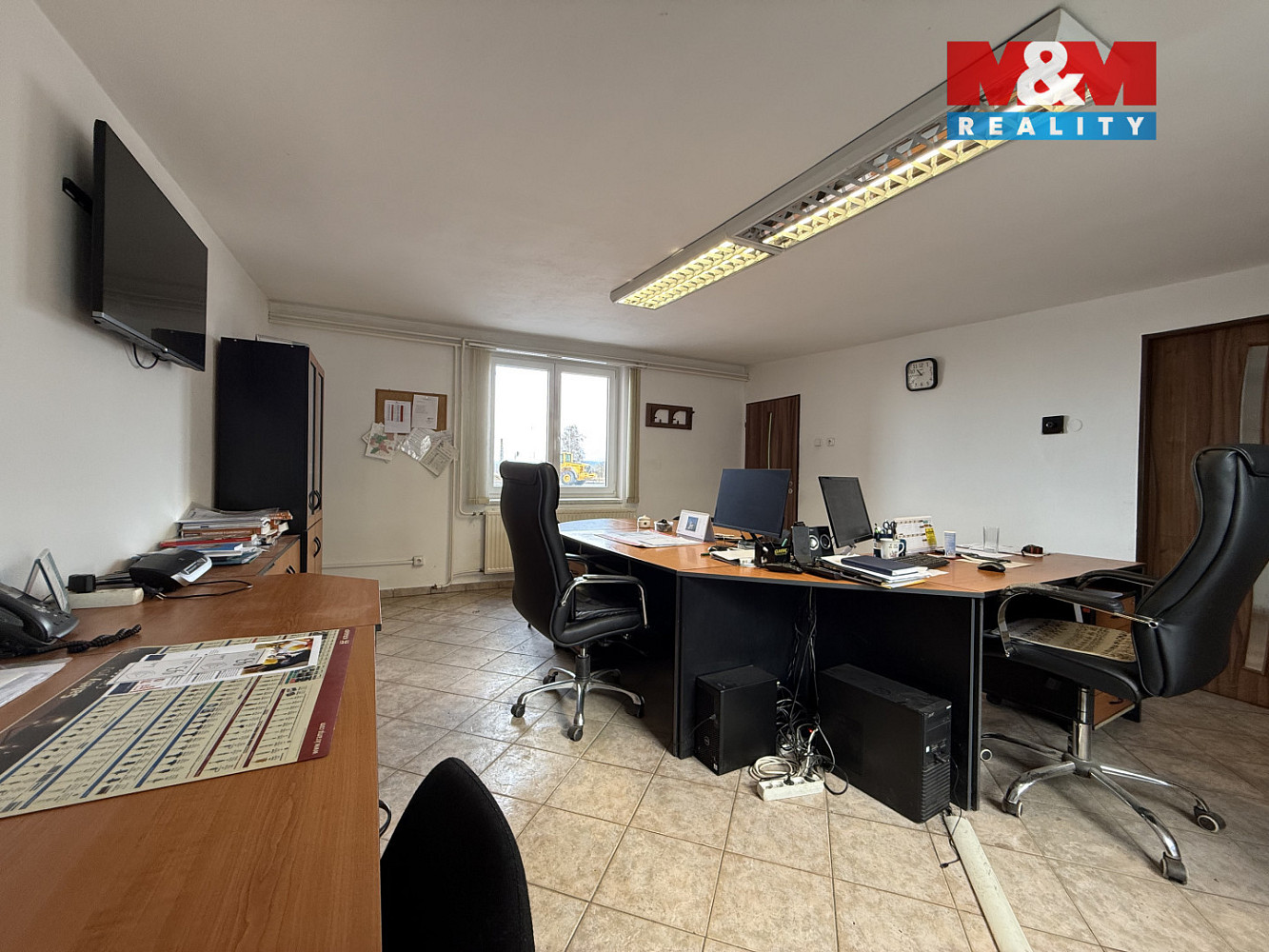 Prodej obchodních prostor 337 m² – fotografie 2