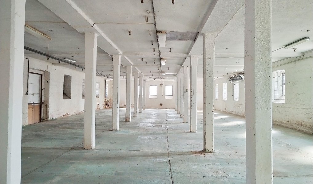 Pronájem skladovacích prostor 413 m², Hradec Králové – náhled fotky 12