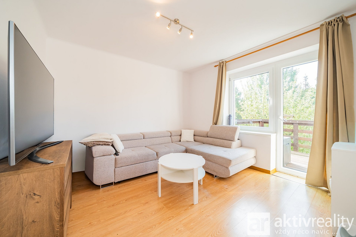 Prodej domu 260 m² s pozemkem 752 m² – fotografie 4