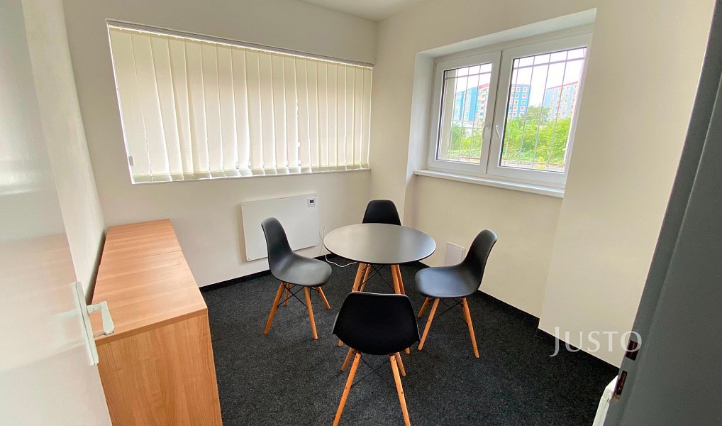 Pronájem obchodních prostor 73 m², Teplice – náhled fotky 6