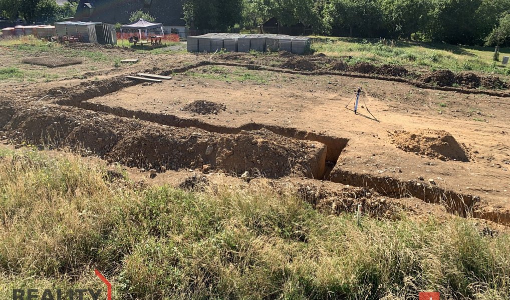 Prodej stavebního pozemku 4 351 m², Svojkov – náhled fotky 5