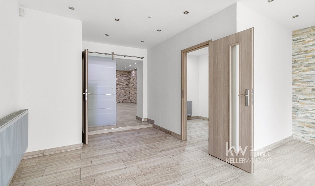 Prodej nájemního domu, činžáku 471 m², Nové Strašecí – náhled fotky 53