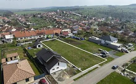 Prodej stavebního pozemku 1 530 m², Ostrožská Lhota, okres Uherské Hradiště