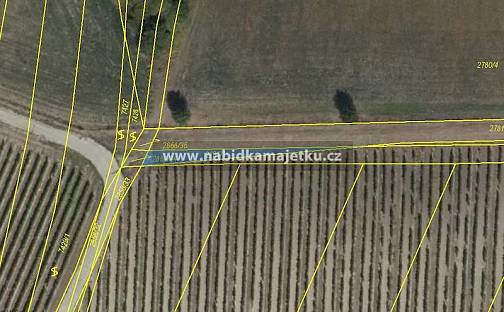 Prodej pozemku 753 m², Klobouky u Brna, okres Břeclav