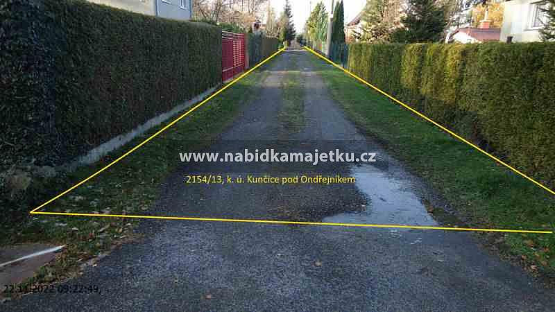 Prodej pozemku 886 m²