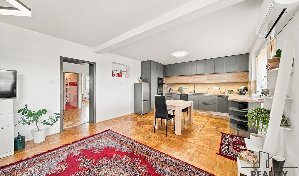 Prodej domu 190 m² s pozemkem 324 m², Milotice – náhled fotky 13