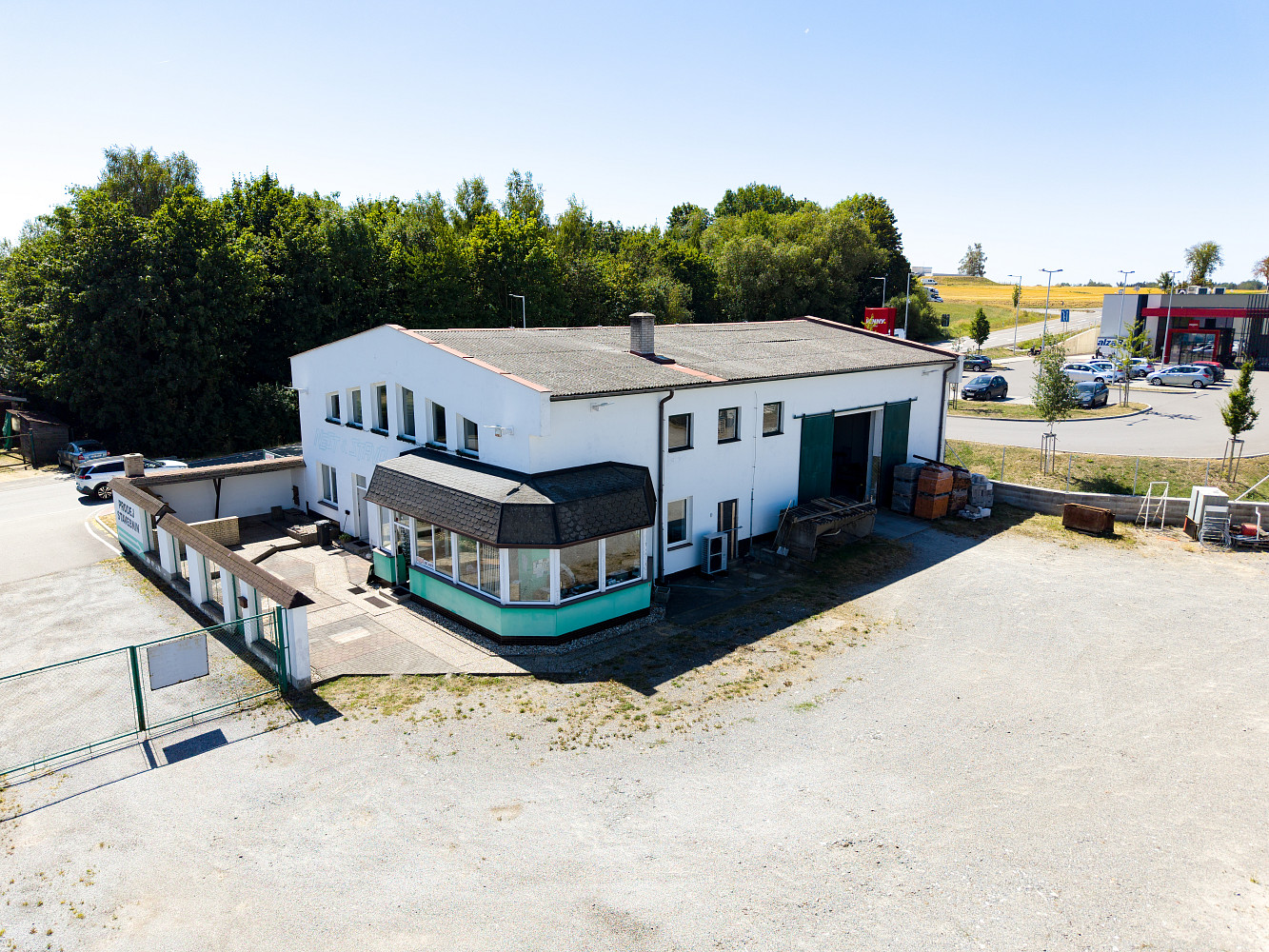 Prodej skladovacích prostor 3 058 m² – fotografie 3