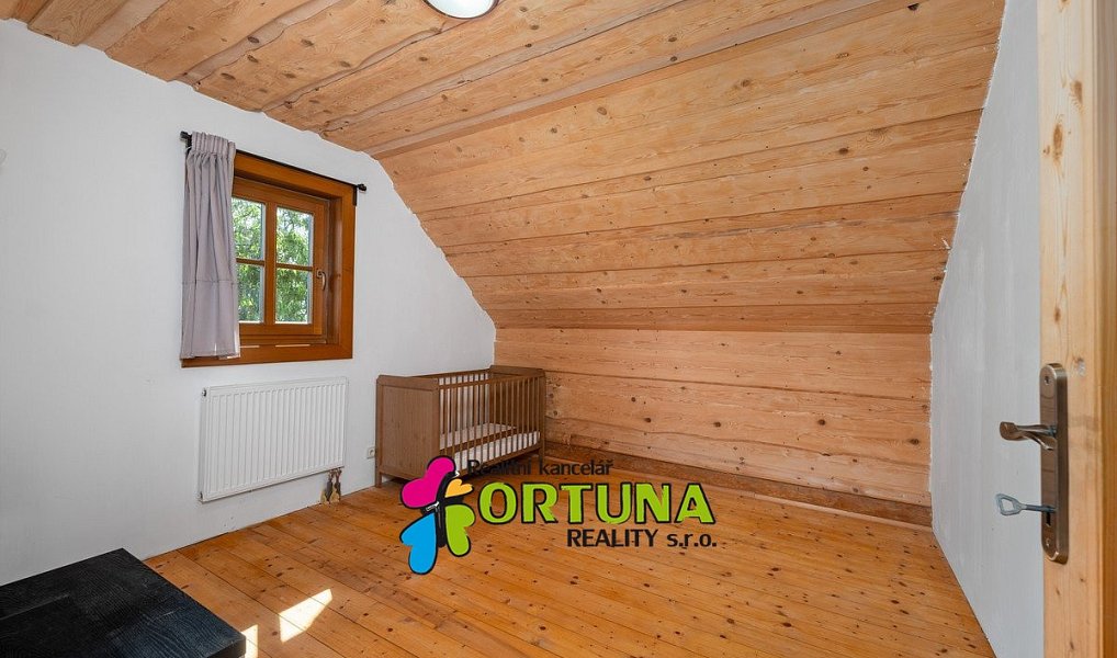 Prodej domu 115 m² s pozemkem 2 247 m², Vacov – náhled fotky 10
