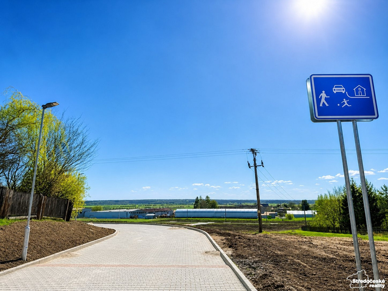 Prodej stavebního pozemku 891 m² – fotografie 3