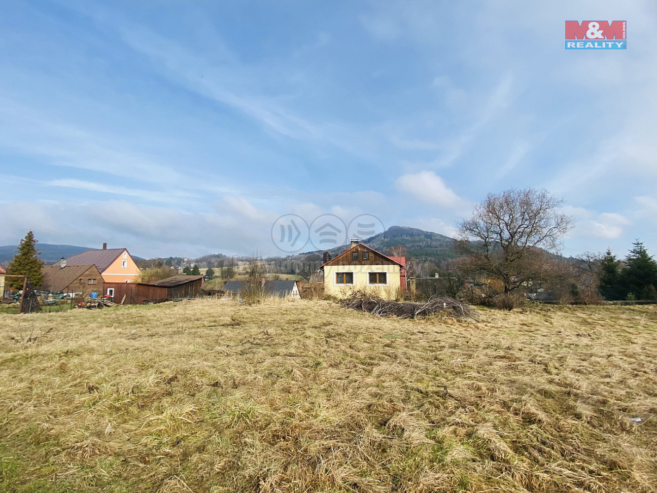 Prodej stavebního pozemku 802 m² — photo 2