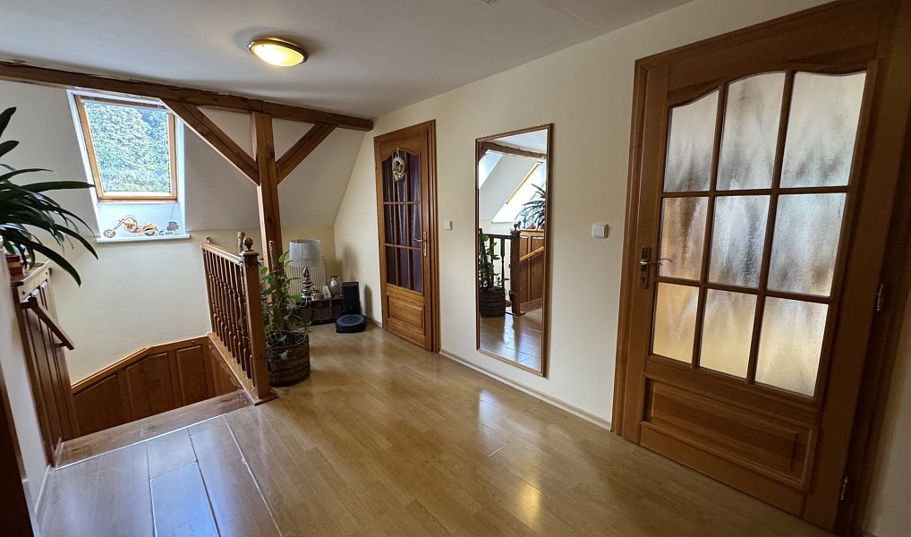 Prodej domu 219 m² s pozemkem 2 691 m², Nový Bor – náhled fotky 15