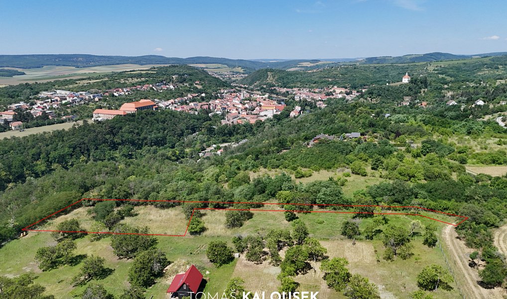 Prodej zahrady 2 371 m², Dolní Kounice – náhled fotky 2