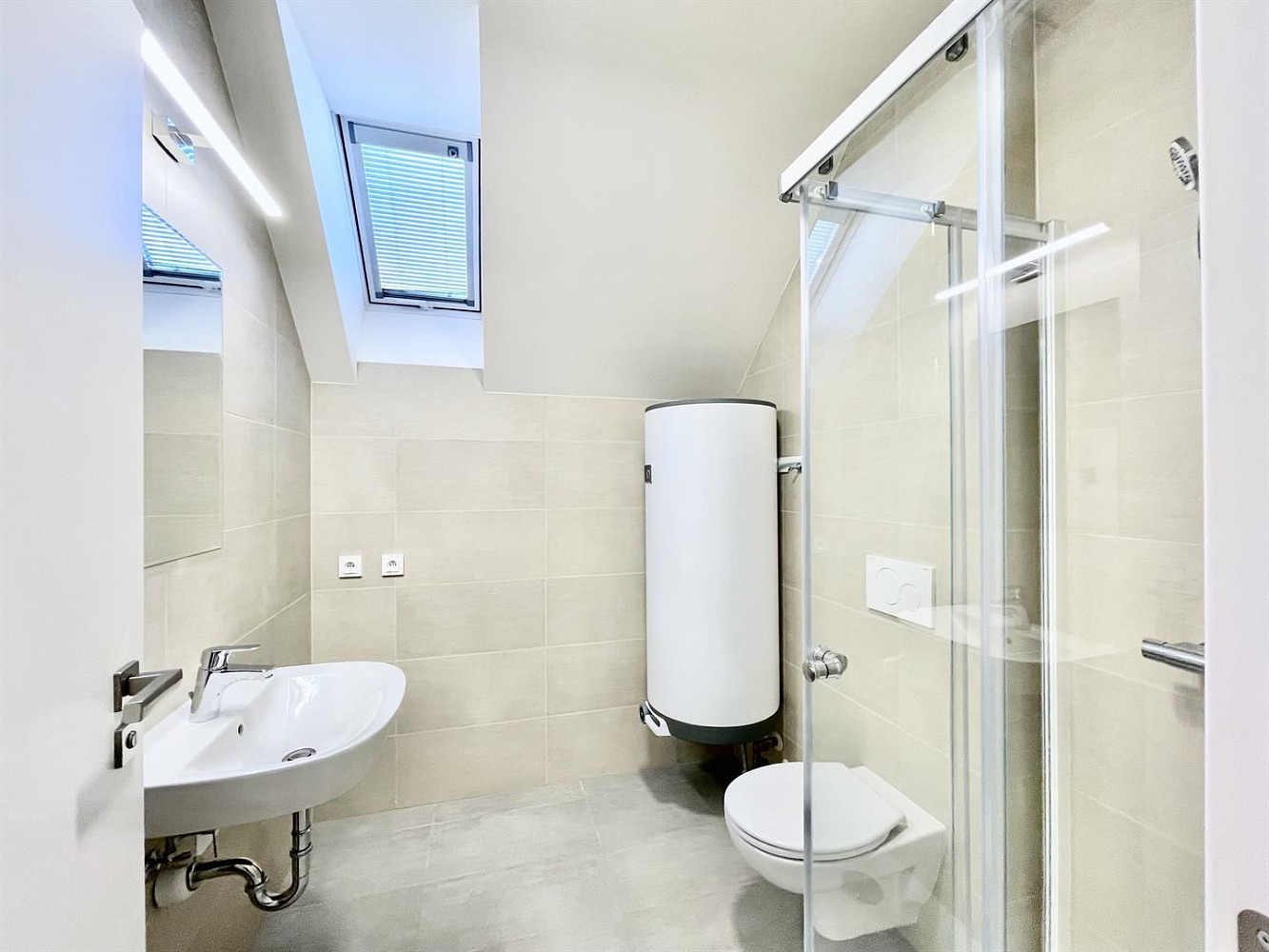 Pronájem bytu 2+kk 41 m² — photo 3