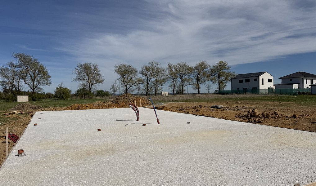 Prodej stavebního pozemku 865 m², Vysoký Újezd – náhled fotky 5