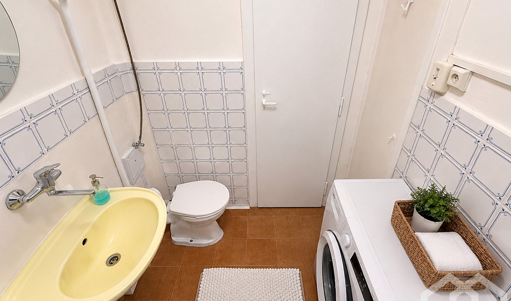 Prodej bytu 1+kk 31 m², Praha – náhled fotky 8