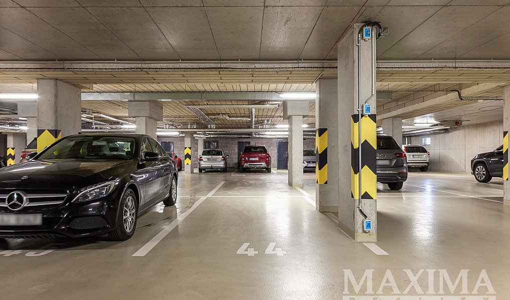 Prodej bytu 4+kk 104 m², Praha – náhled fotky 28