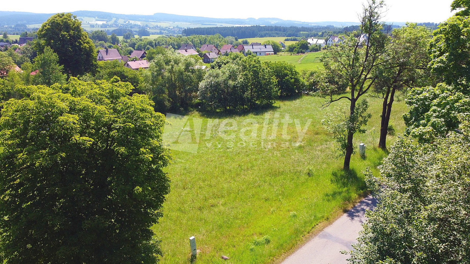Prodej stavebního pozemku 940 m² — photo 4