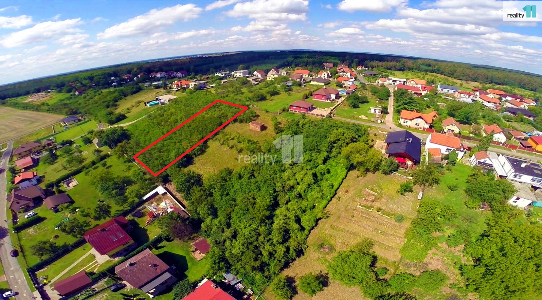 Prodej stavebního pozemku 1 733 m² – fotografie 3
