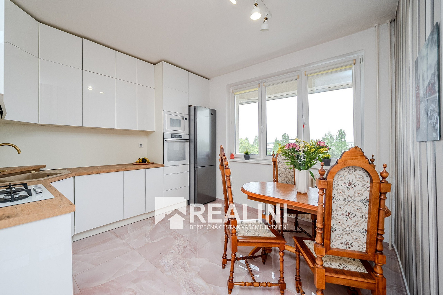 Prodej bytu 3+1 100 m² – fotografie 3