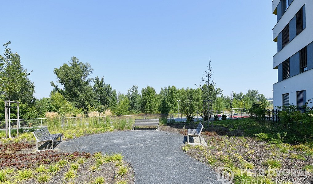 Pronájem bytu 2+kk 58 m², Praha – náhled fotky 26