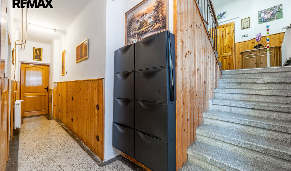 Prodej domu 328 m² s pozemkem 758 m², Vejprty – náhled fotky 15