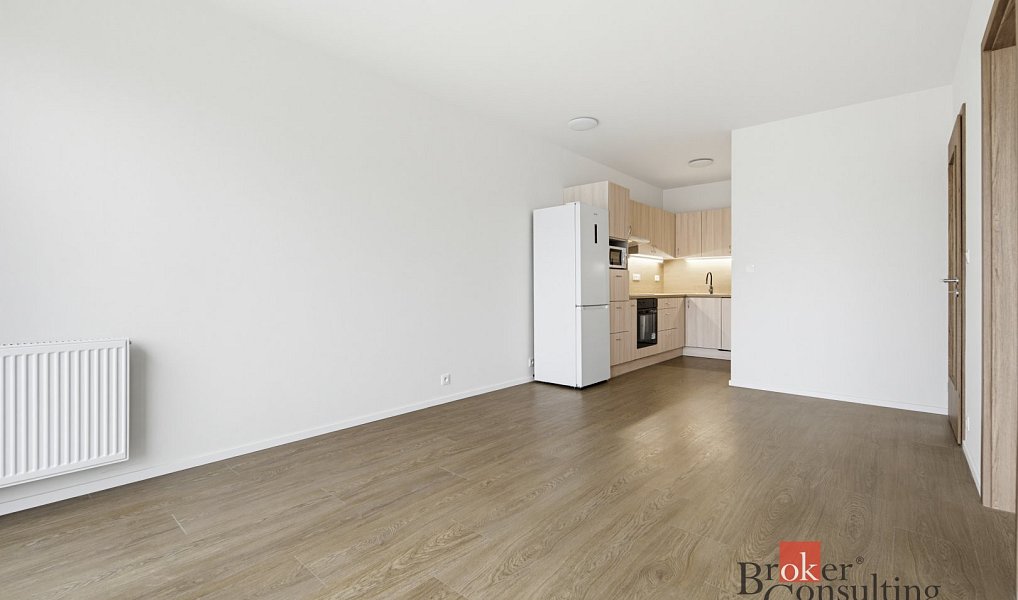 Pronájem bytu 2+kk 48 m², Hradec Králové – náhled fotky 4