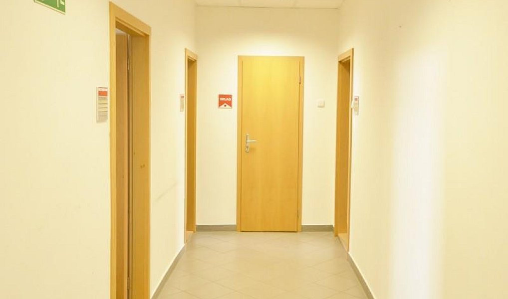 Pronájem kanceláře 17 m², Praha – náhled fotky 2