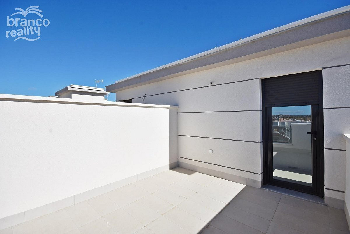 Prodej domu 101 m² s pozemkem 126 m² - Vista 5