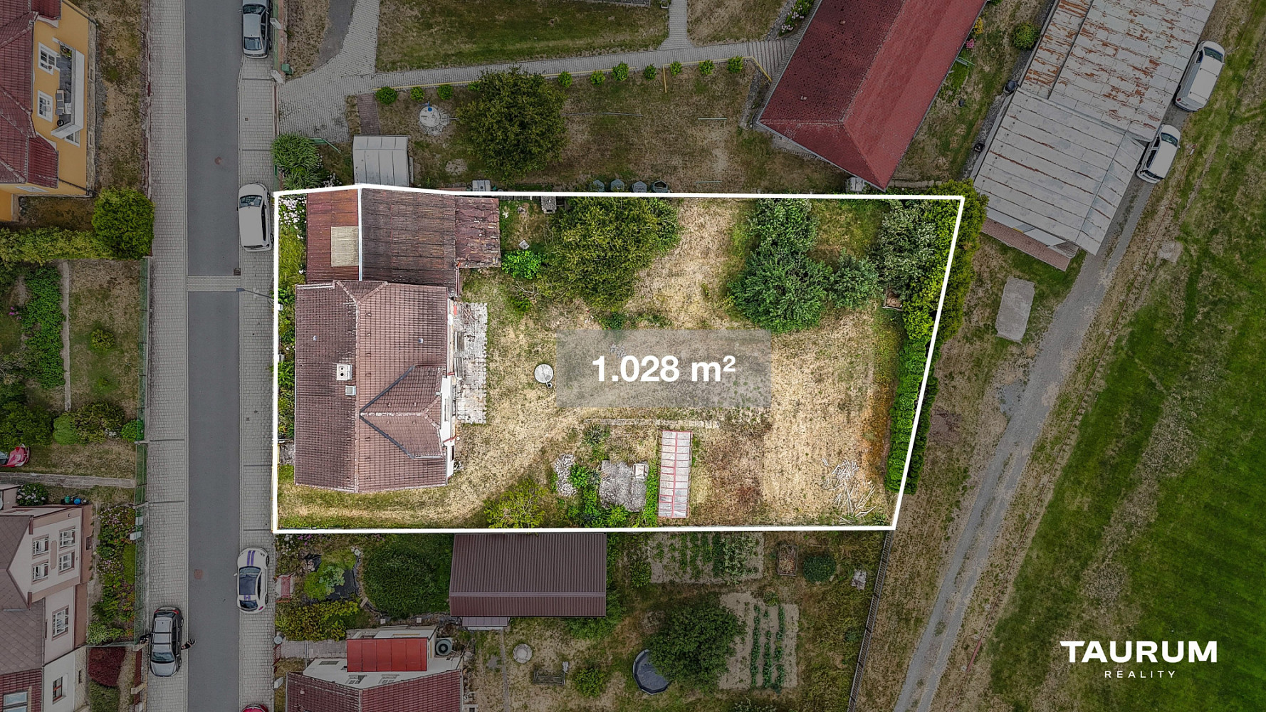 Prodej domu 186 m² s pozemkem 1 028 m² – fotografie 2