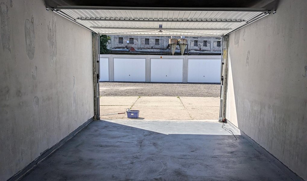 Pronájem garáže 19 m J. B. Pecky/Kostelecká, Prostějov. 2700 Kč/měsíc., Prostějov – náhled fotky 4