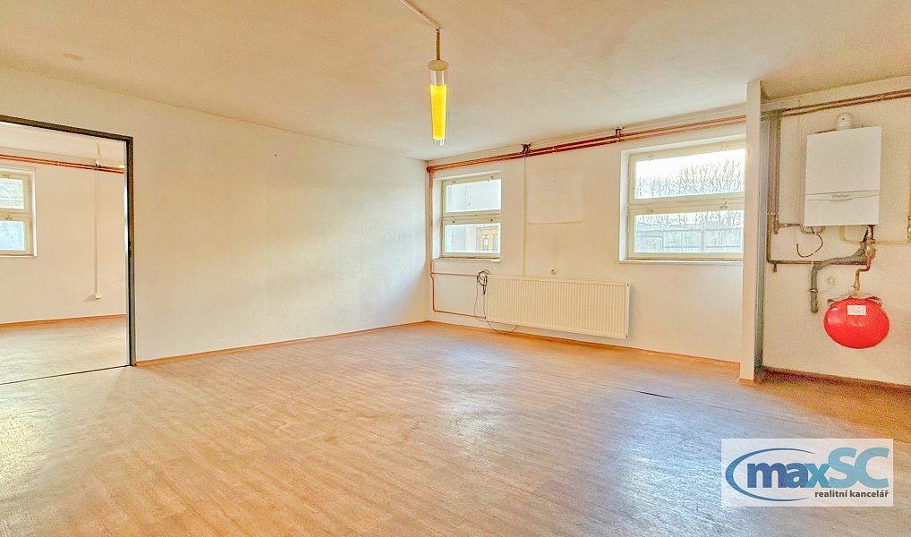 Pronájem výrobních prostor 533 m², Moravany – náhled fotky 10