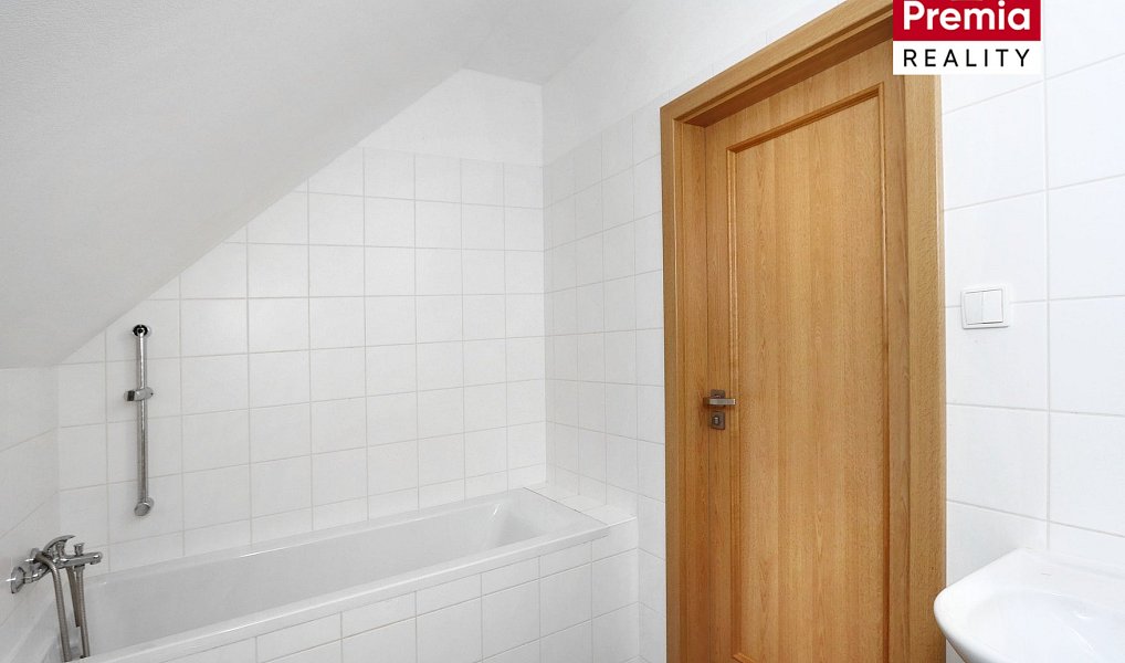 Prodej výrobních prostor 1 500 m², Nový Šaldorf-Sedlešovice – náhled fotky 25