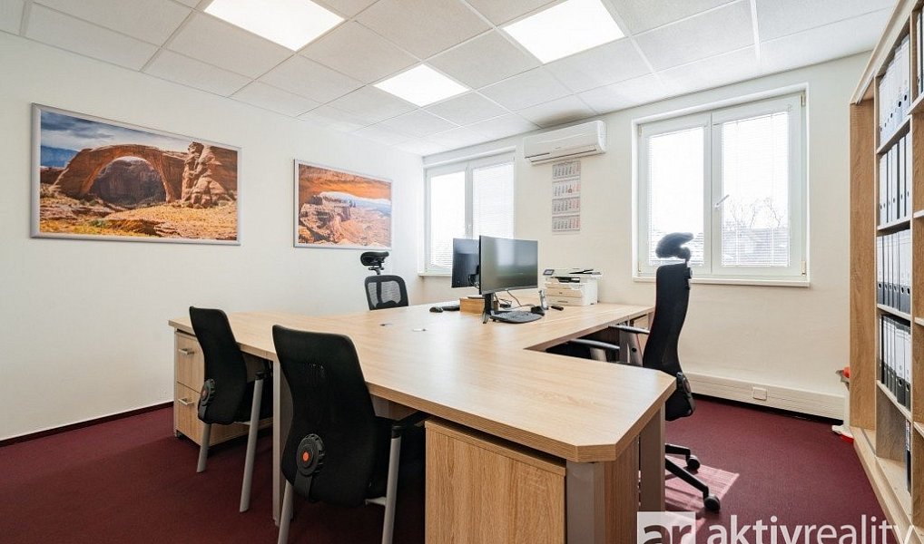 Pronájem kanceláře 240 m², Neratovice – náhled fotky 17