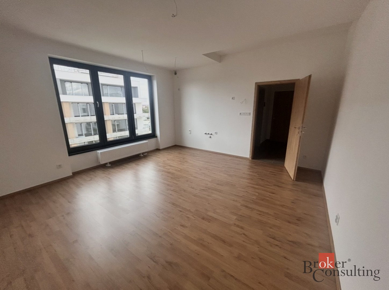 Prodej bytu 1+kk 32 m² – fotografie 2