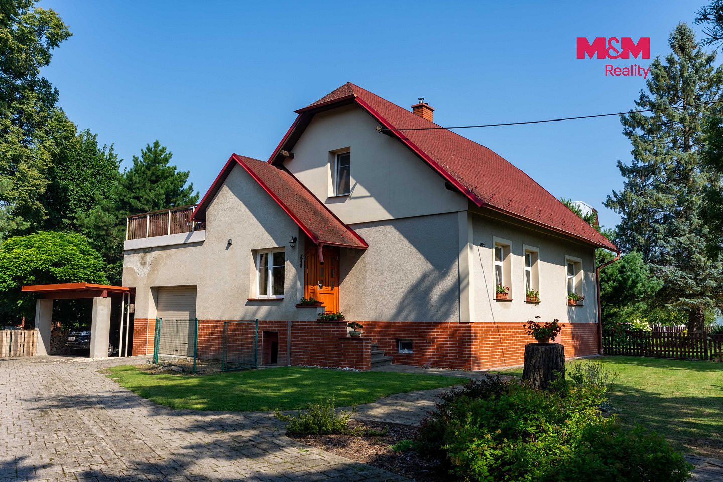 Prodej domu 154 m² s pozemkem 2 311 m²