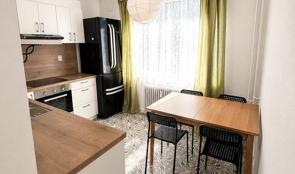 Pronájem bytu 2+1 48 m², Třebíč – náhled fotky 2