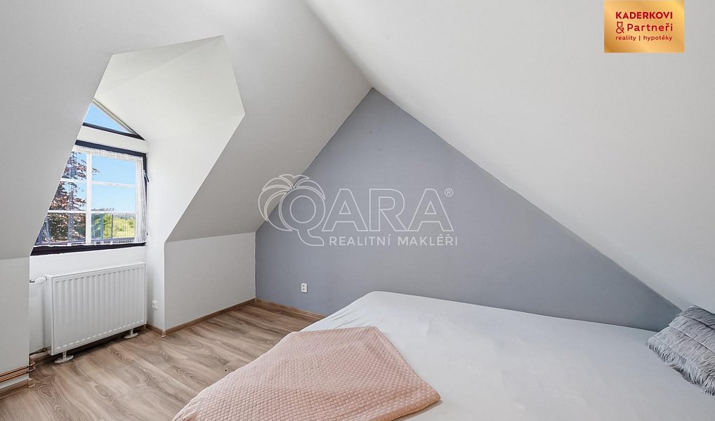 Prodej chaty/chalupy 154 m² s pozemkem 1 408 m², Buková – náhled fotky 43