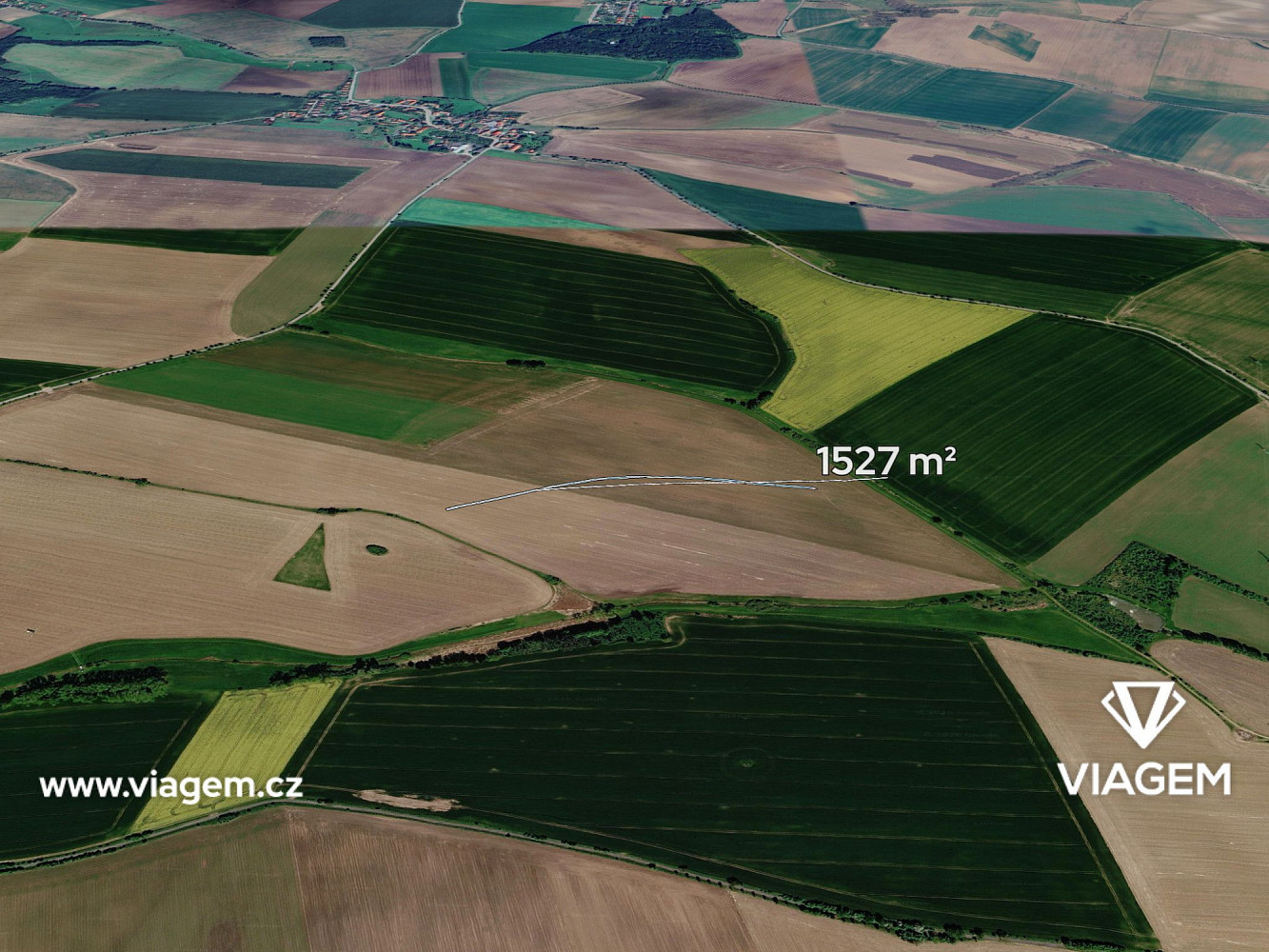 Prodej pole 305 m²