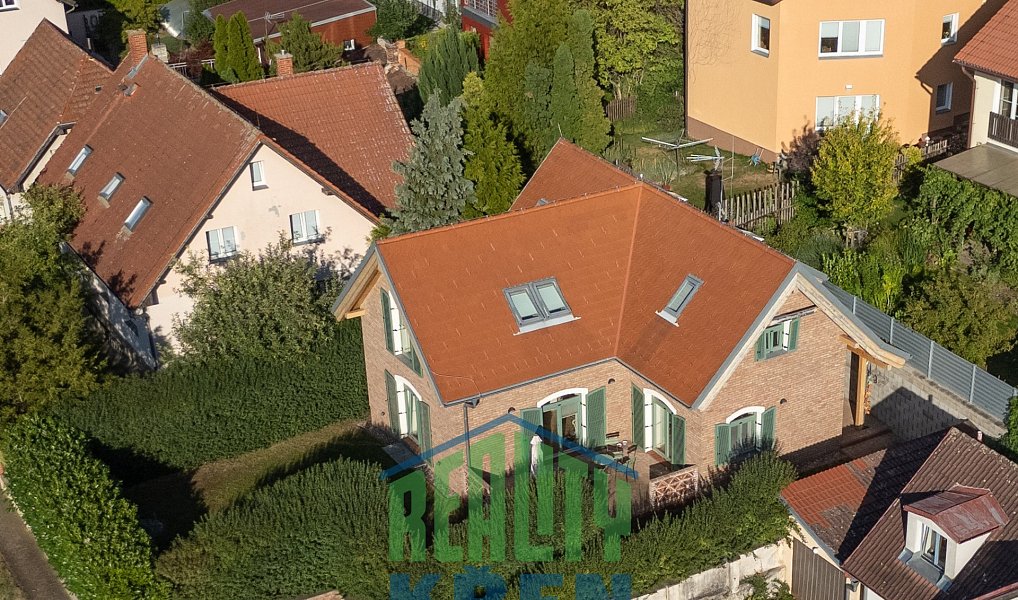 Prodej domu 212 m² s pozemkem 383 m², Praha – náhled fotky 5