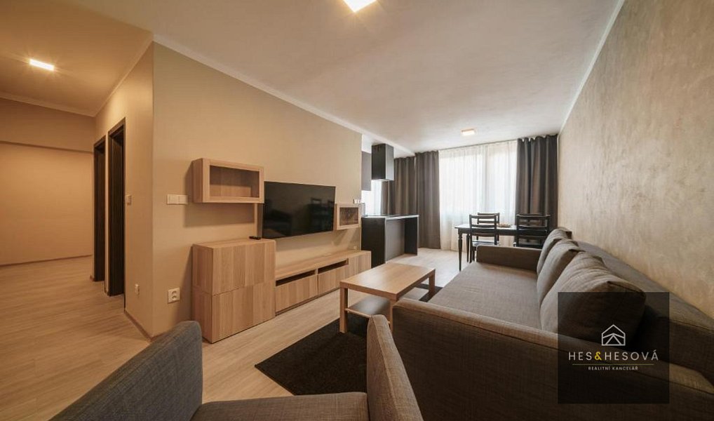 Prodej bytu 5+kk 124 m², Praha – náhled fotky 14