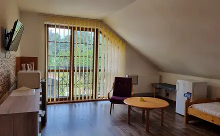 Pronájem pokoje 29 m², Hlavní, Jirny, okres Praha-východ
