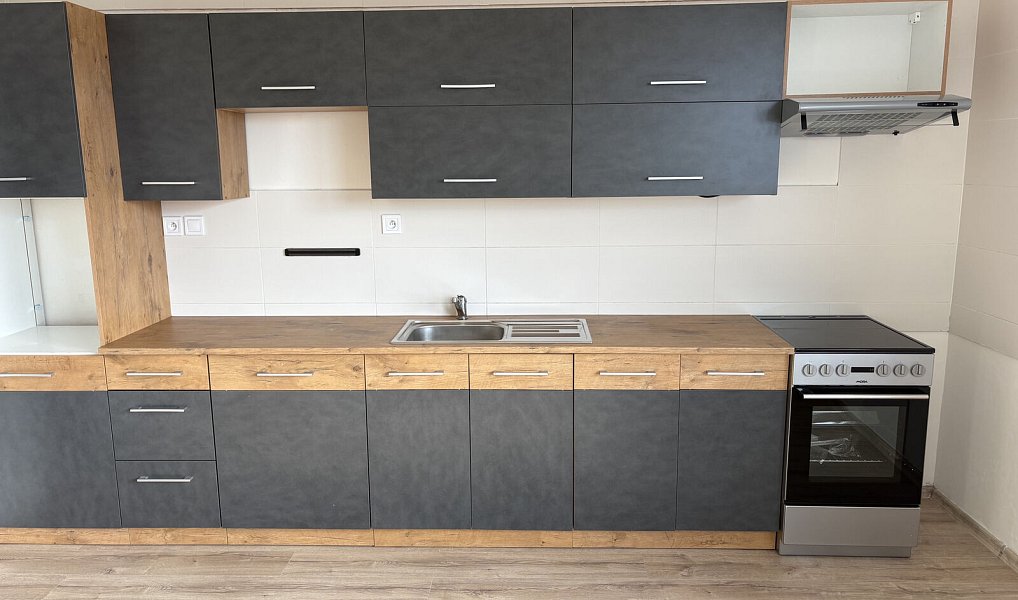 Pronájem bytu 4+kk 84 m², Velký Osek – náhled fotky 5